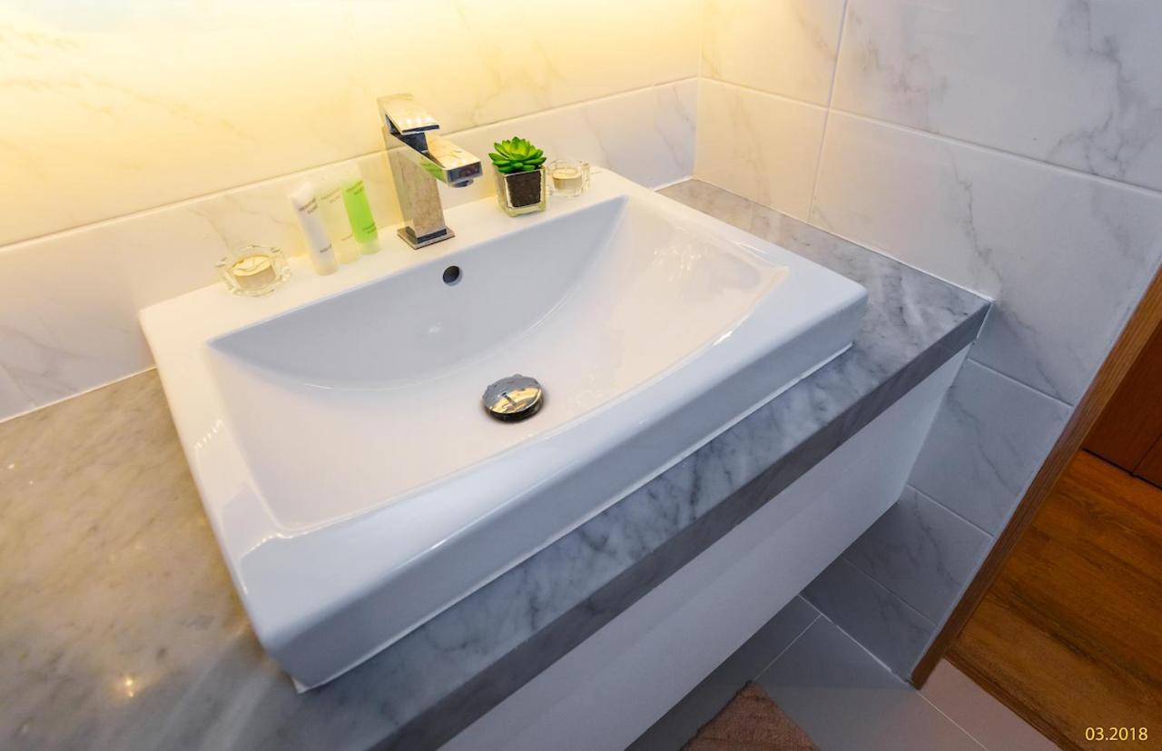 Aristo 2 Apartments By Beringela Pantai Surin Luaran gambar